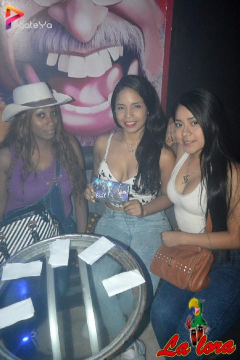 Foto 32 de La lora Bar - FERIA DE CALI Dic 2016 en La Lora Bar, Cali