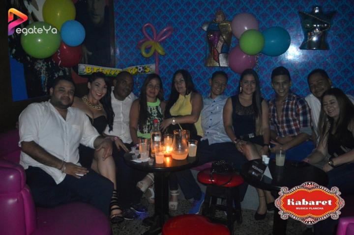 Foto 4 de Kabaret Bar - 5to FDS Mayo 2015 en Kabaret - Granada, Cali