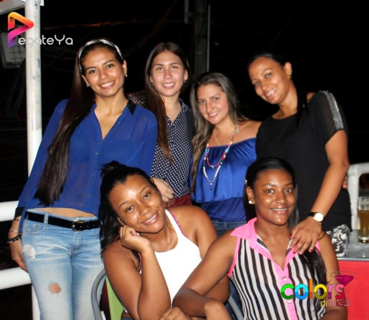 Foto 3 de Colors - 2do Fds Abril 2016 en Colors Drinks