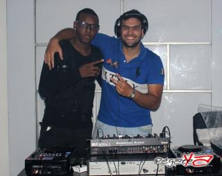 Foto 42 de Octubre 04 del 2013 en Babel / Barra Libre Cali, Cali