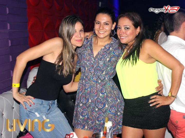 Foto 22 de Living Night Club - Oct 4 en Living Night Club, Cali