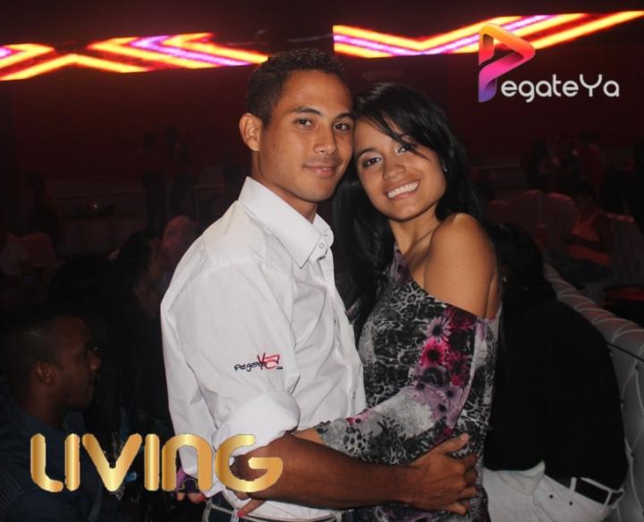 Foto 10 de Living - Enero 16 del 2015 en Living Night Club, Cali