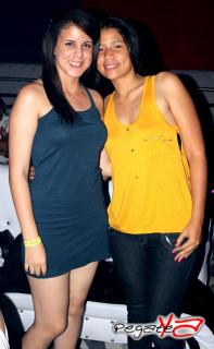 Foto 24 de Junio 08 del 2013 en Living Night Club, Cali
