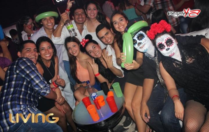 Foto 49 de Living Night Club - Halloween 2014 en Living Night Club, Cali