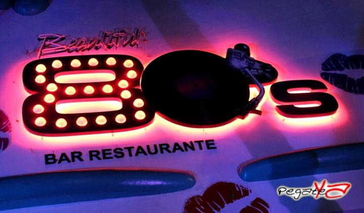 Foto 17 de Beautiful 80`s - Sept 13 2104 en Beautiful 80`s Cali, Cali