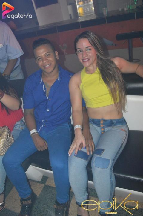 Foto 21 de EPIKA - 4to FDS SEP. 2016 en Epika Night Club, Cali