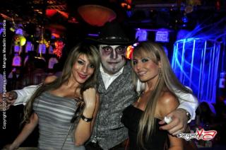 Foto 110 de Mangos Halloween 2011 en Discoteca Mangos Medellin, Medellín