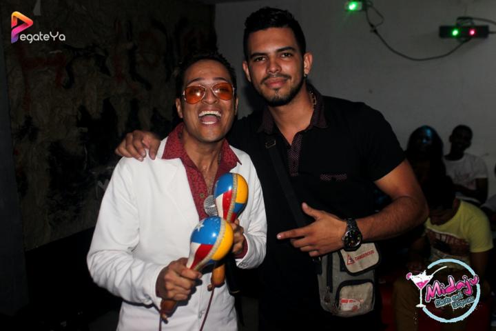 Foto 36 de Midaju - Feria 2015 en Midaju Bar