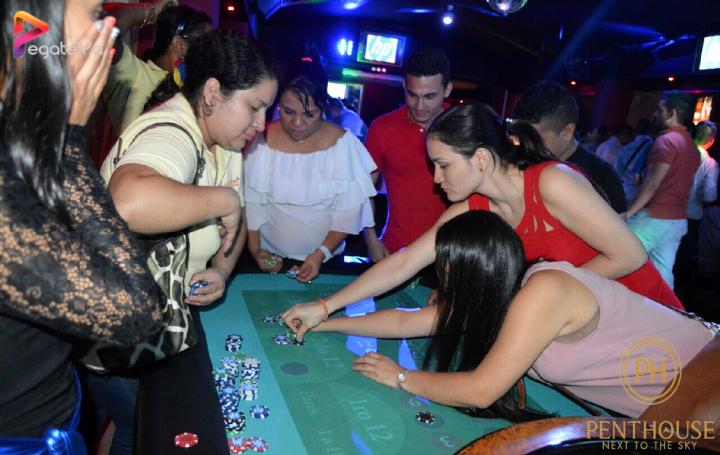 Foto 31 de Penthouse Club - 3er Fds Febrero 2017 en Penthouse 1800, Cali