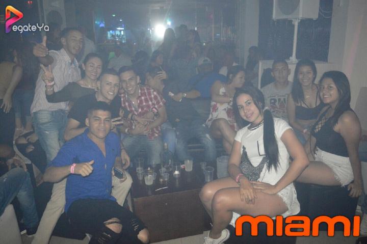 Foto 35 de Miami Bar - 1er Fds Marzo 2017 en Miami Bar Cali, Cali