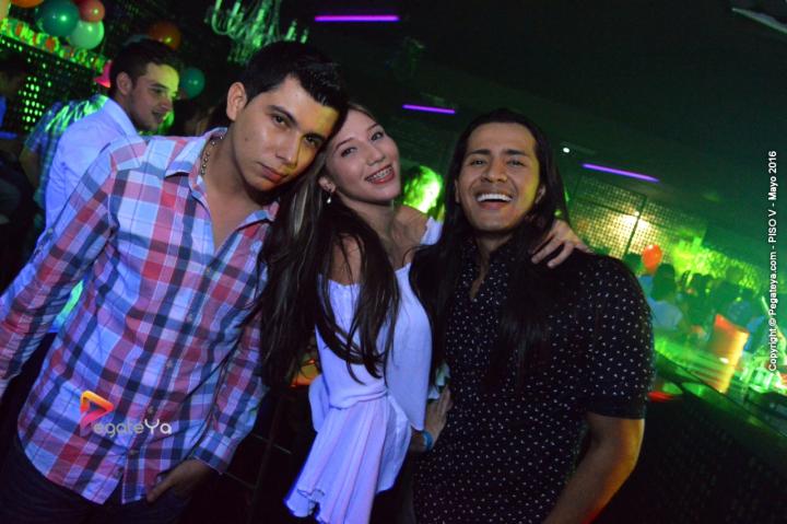 Foto 26 de Piso V - Sabado 14 de mayo 2016 en Bar Piso V Bucaramanga, Bucaramanga