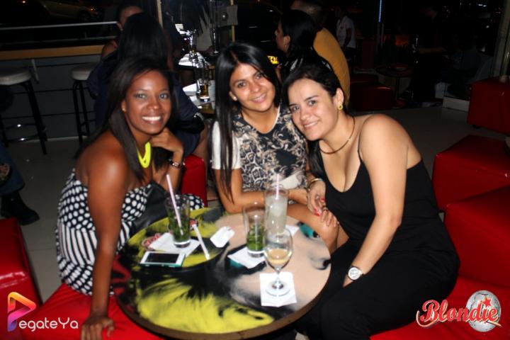 Foto 4 de Blondie - 1er FDS Mayo 2015 en Blondie Bar Cali, Cali