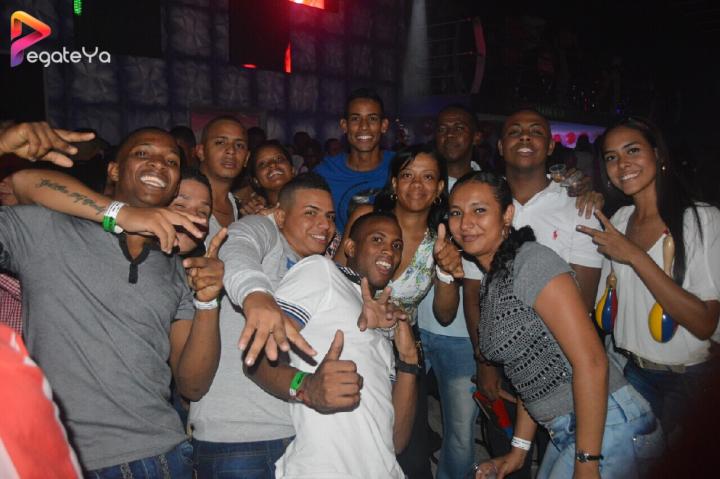 Foto 24 de la clave - AMOR & AMISTAD 2016 en La Clave Night Club, Cali