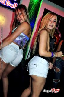 Foto 10 de Discoteca Prizma 26 noviembre 2011 en Prizma Discoteca Medellin, Medellín
