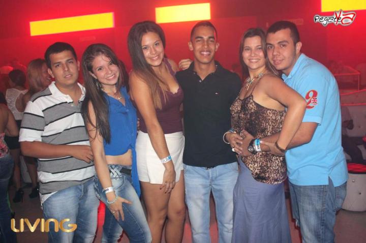 Foto 45 de Living Night Club - Sep 27 en Living Night Club, Cali