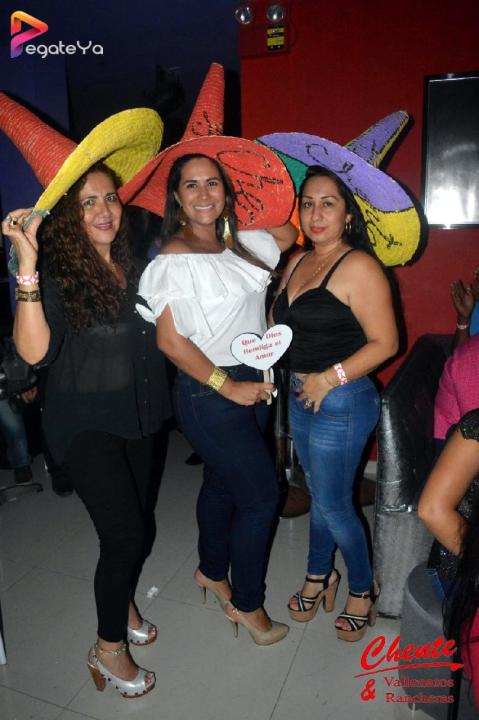 Foto 4 de CHENTE - 3er & 4to FDS Oct 2016 en CHENTE Vallenatos y Rancheras, Cali