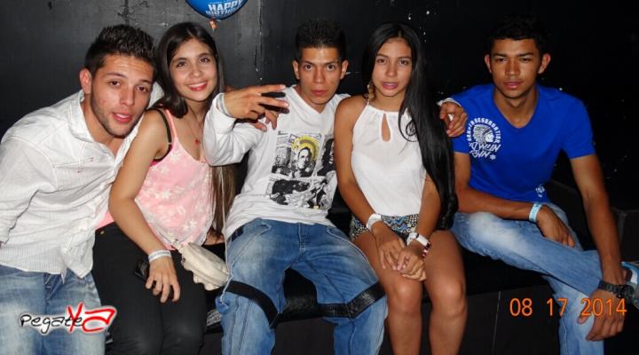 Foto 11 de Luxury - Agosto 17 en Discoteca Luxury Medellin, Medellín