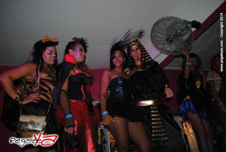Foto 15 de Bahia Club Halloween 2014 en bahia club, Cartagena