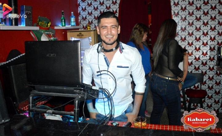 Foto 17 de Kabaret Bar - 3ER Fds Mayo 2017 en Kabaret - Granada, Cali