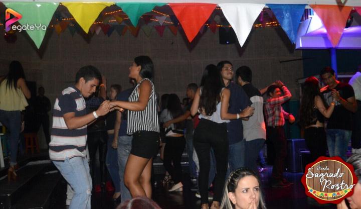 Foto 45 de Sagrado Rostro - 1er Fds Junio 2017 en Fonda Sagrado Rostro