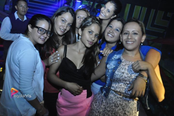 Foto 12 de El Manicomio sábado 13 de junio 2015 en Discoteca El Manicomio Bucaramanga, Bucaramanga