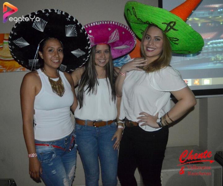 Foto 21 de Chente - 3er FDS Dic 2016 en CHENTE Vallenatos y Rancheras, Cali