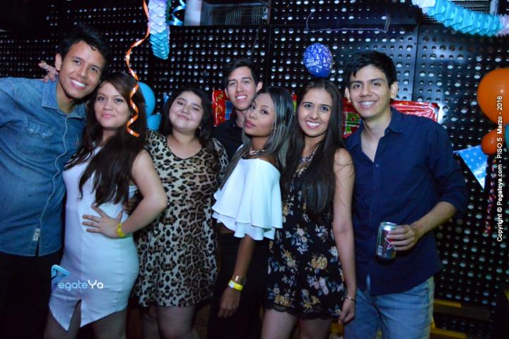 Foto 89 de PISO V - 12 marzo 2016 en Bar Piso V Bucaramanga, Bucaramanga