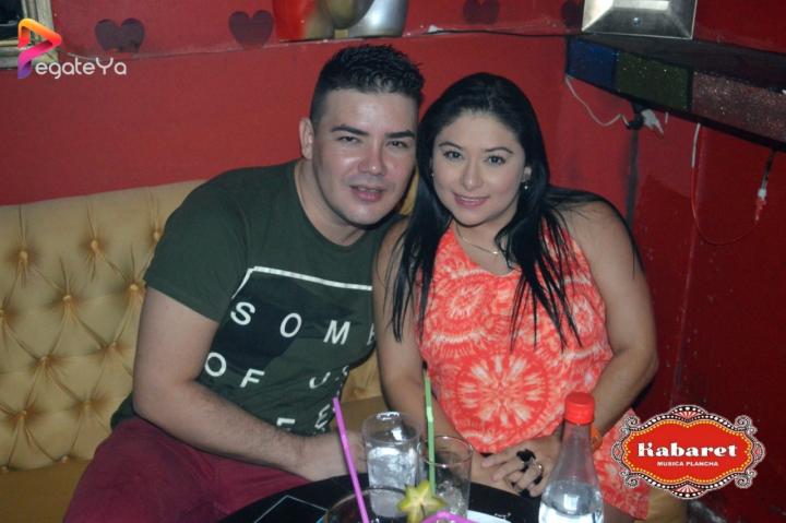 Foto 5 de Kabaret Bar - 5to FDS Mayo 2015 en Kabaret - Granada, Cali