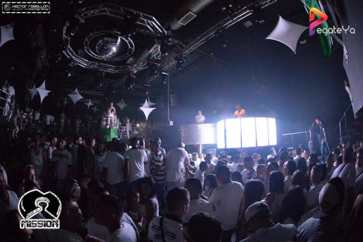 Foto 85 de 5ta Edicion Fiesta Blanca - Mission Club en Pegateya Cali, Cali