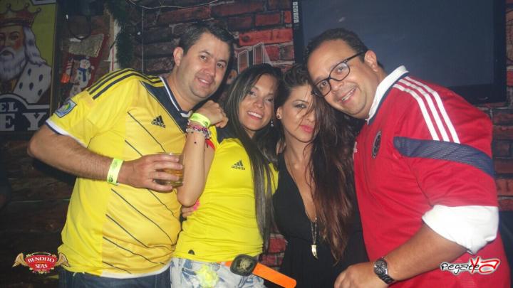 Foto 42 de Bendito Seas - Septiembre 06 en Discoteca Bendito Seas Medellin, Medellín