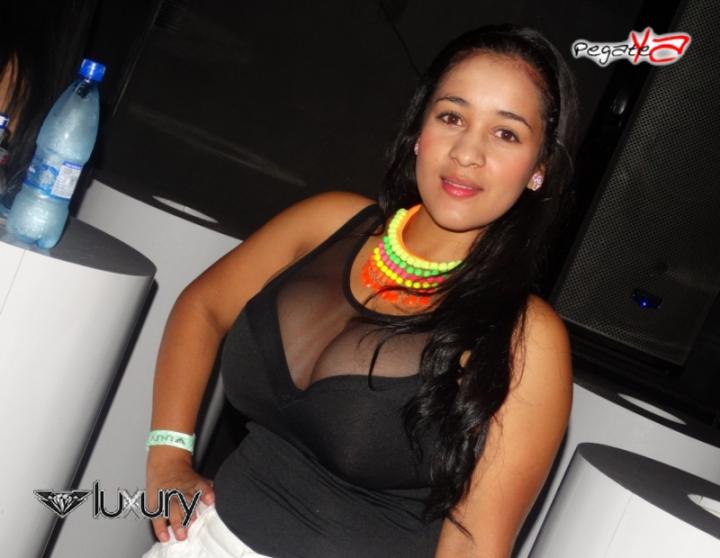 Foto 4 de Luxury - Nov 15 y 22 del 2014 en Discoteca Luxury Medellin, Medellín