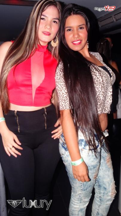 Foto 8 de Luxury - 5to FDS de Nov 2014 en Discoteca Luxury Medellin, Medellín