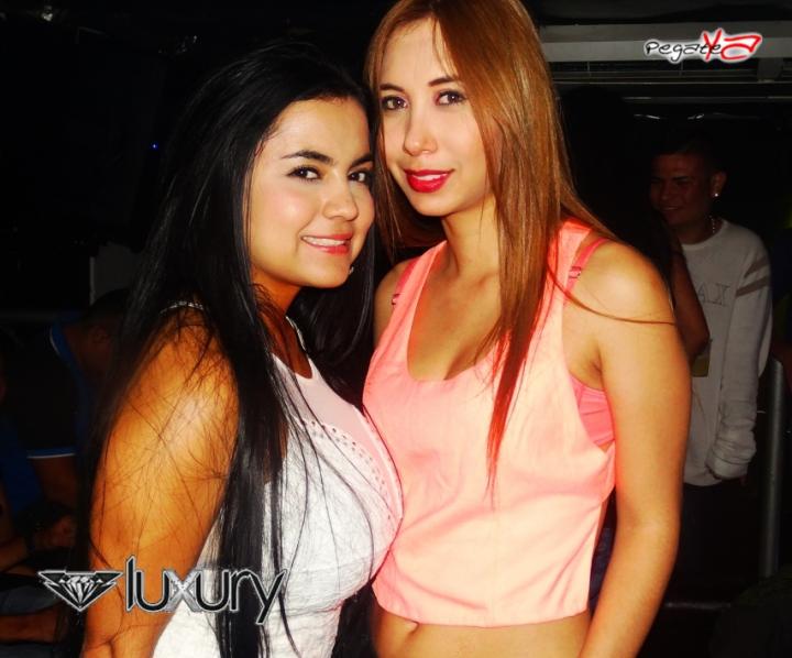Foto 4 de Luxury - 3er FDS de Oct en Discoteca Luxury Medellin, Medellín