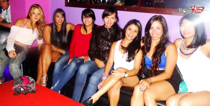 Foto 4 de Sampues - 3er FS Octubre en Discoteca Sam Pues Medellin, Medellín