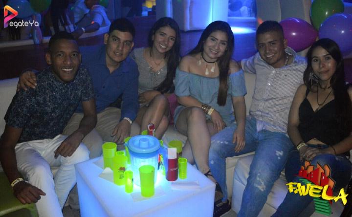 Foto 28 de Favela Club - 3er Fds Mayo 2017 en Favela Club Menga, Cali