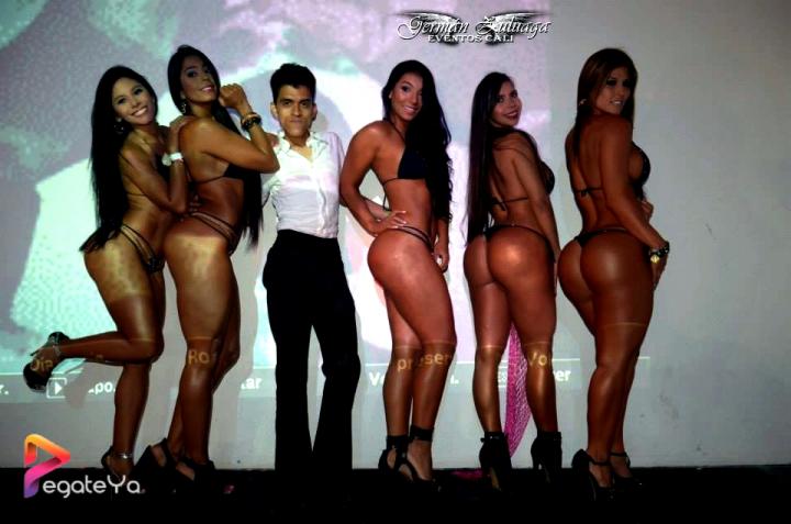 Foto 24 de Rooms Club - Desfile en Rooms Club