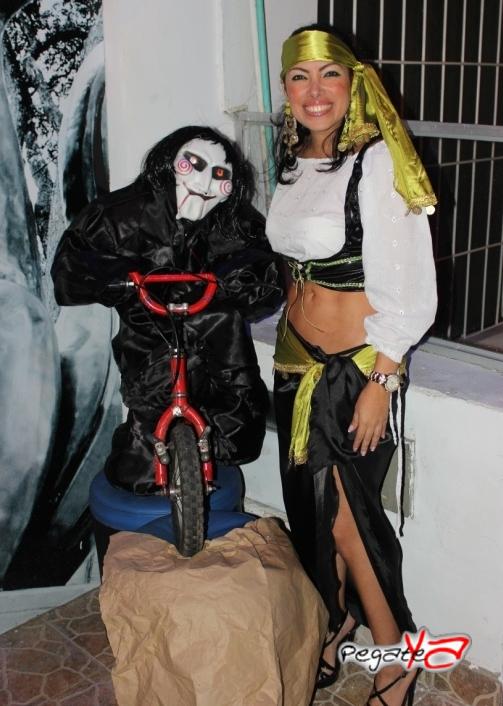Foto 18 de Mama Salsa - Halloween 2014 en Mama Salsa