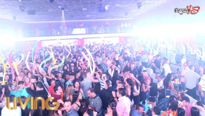Foto 18 de Living - Celedon y Pipe Pelaez en Living Night Club, Cali