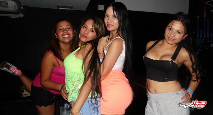 Foto 11 de Luxury - Septiembre 6 en Discoteca Luxury Medellin, Medellín