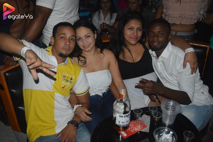Foto 25 de la clave - AMOR & AMISTAD 2016 en La Clave Night Club, Cali