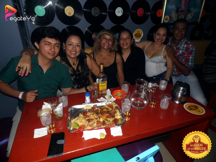 Foto 48 de Mi Dios Se Lo Pague - Halloween 2015 en Fonda Mi Dios Se Lo Pague, Cali