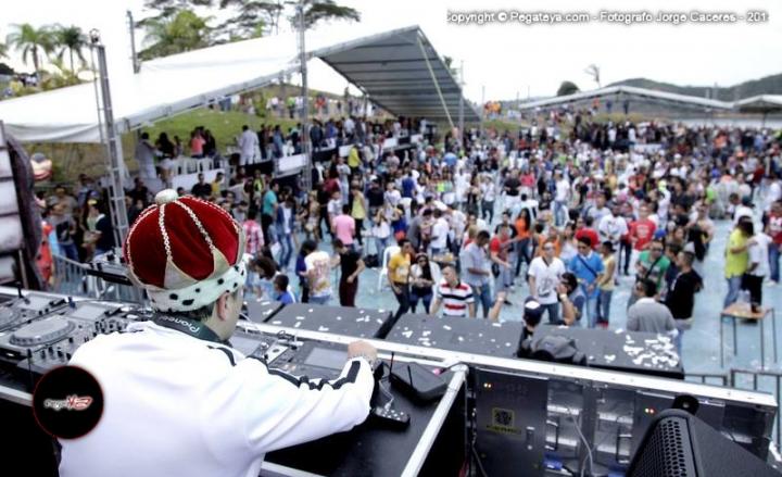 Foto 91 de TOMORROWLAKE Lago Calima en Fiestas Colombia, Medellín