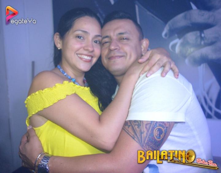 Foto 43 de Bailatino - 2do Fds Mayo 2017 en Bailatino - Bar, Cali