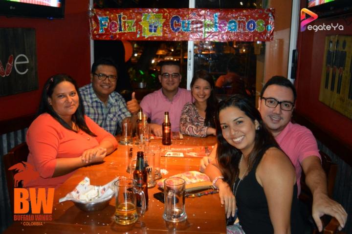 Foto 3 de Bufalo Wings - 2do FDS Junio 2015 en Búfalo Wings - Cali, Cali