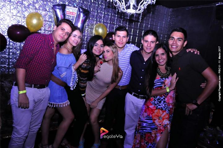 Foto 49 de Piso V - Sabado 11 de marzo de 2017 en Bar Piso V Bucaramanga, Bucaramanga