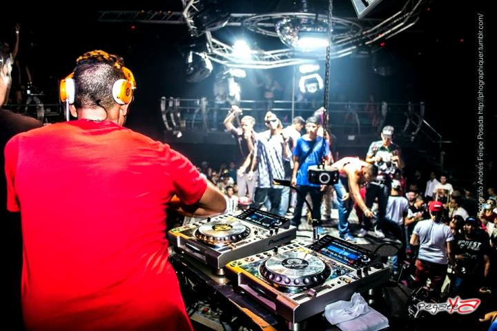 Foto 35 de Mission Club- The New Year Party en Mission Club- The New Year Party, Cali