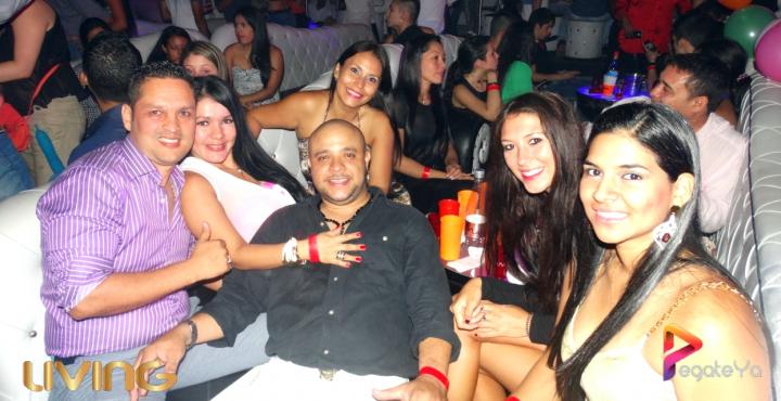 Foto 34 de Living - Abril 25 del 2015 en Living Night Club, Cali
