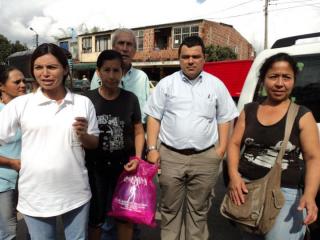 Foto 4 de Bucaramanga entrega donaciones La Joya en Bucaramanga entrega donaciones La Joya, Barrancabermeja
