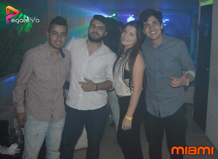 Foto 13 de Miami Bar - Amor y Amistad 2015 en Miami Bar Cali, Cali