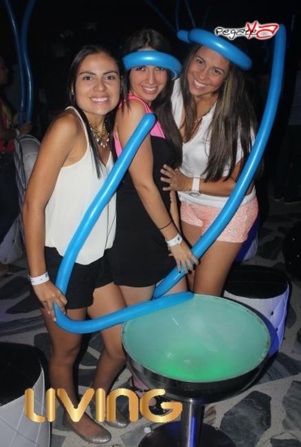 Foto 24 de Living - 4to FDS Nov 2014 en Living Night Club, Cali